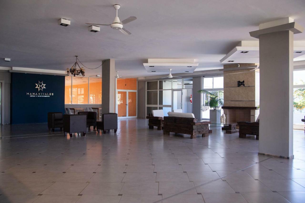 Manantiales Hotel De Turismo Monte Caseros Exterior photo